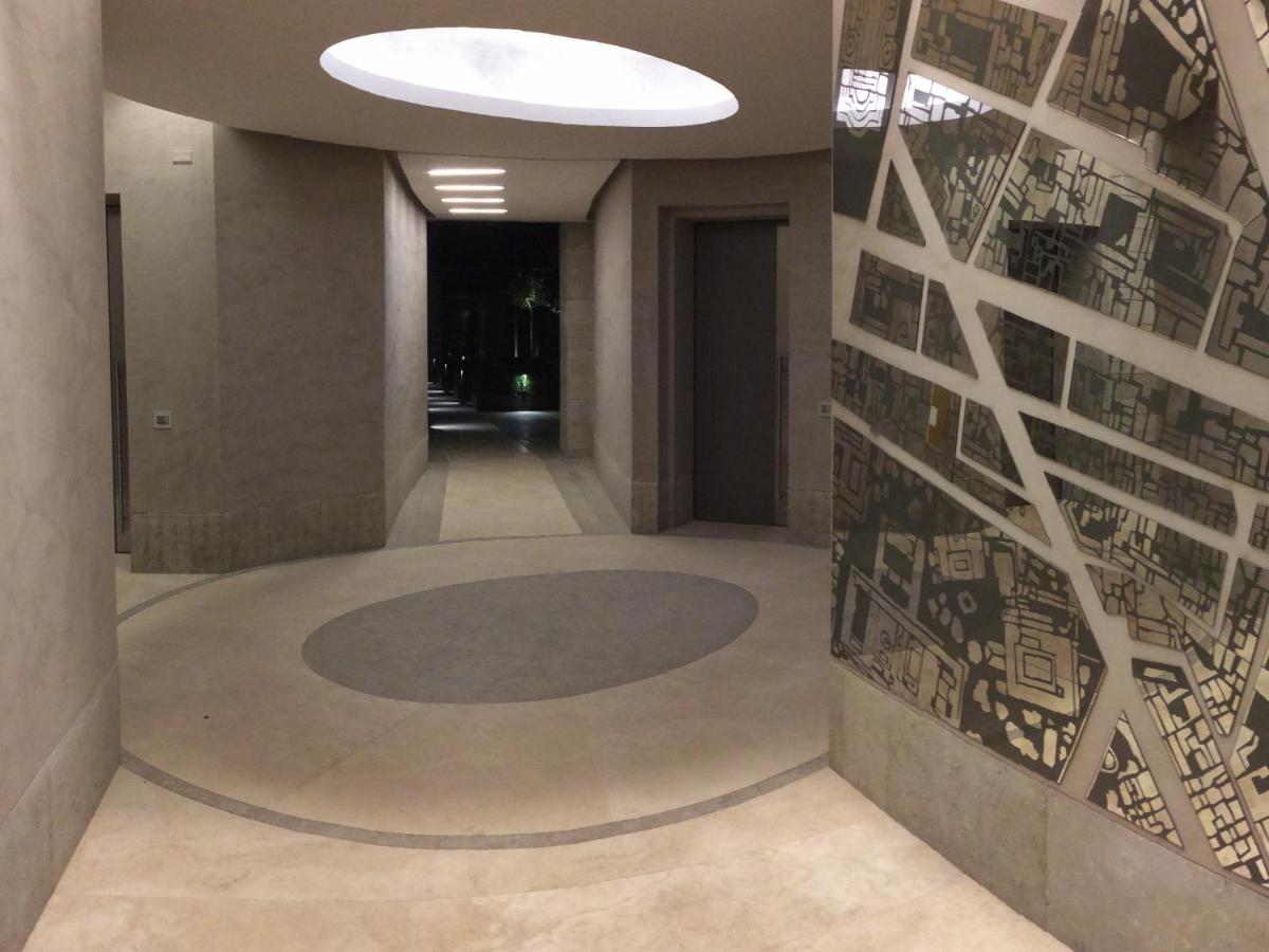 Hella Urbana 152 - 4