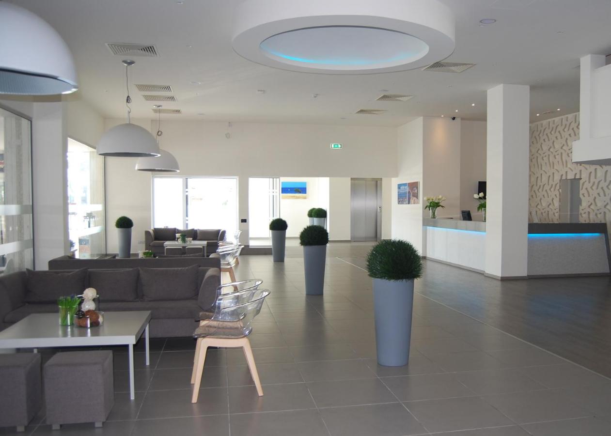 Melpo Antia Hotel & Suites photo