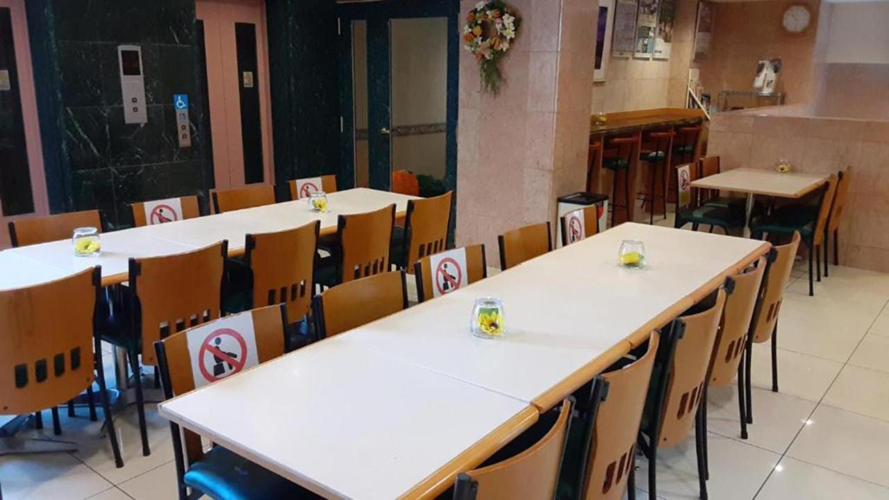 Toyoko Inn Osaka Taniyon Kosaten - 4