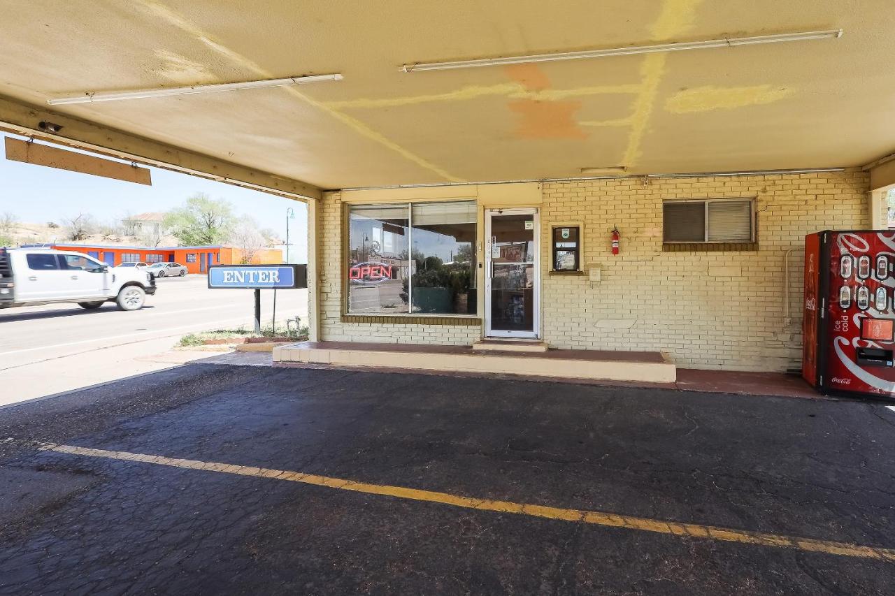 La Mesa Motel — photo 12