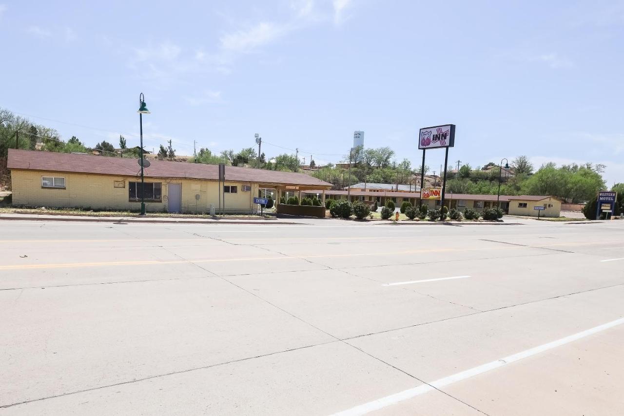 La Mesa Motel — photo 10
