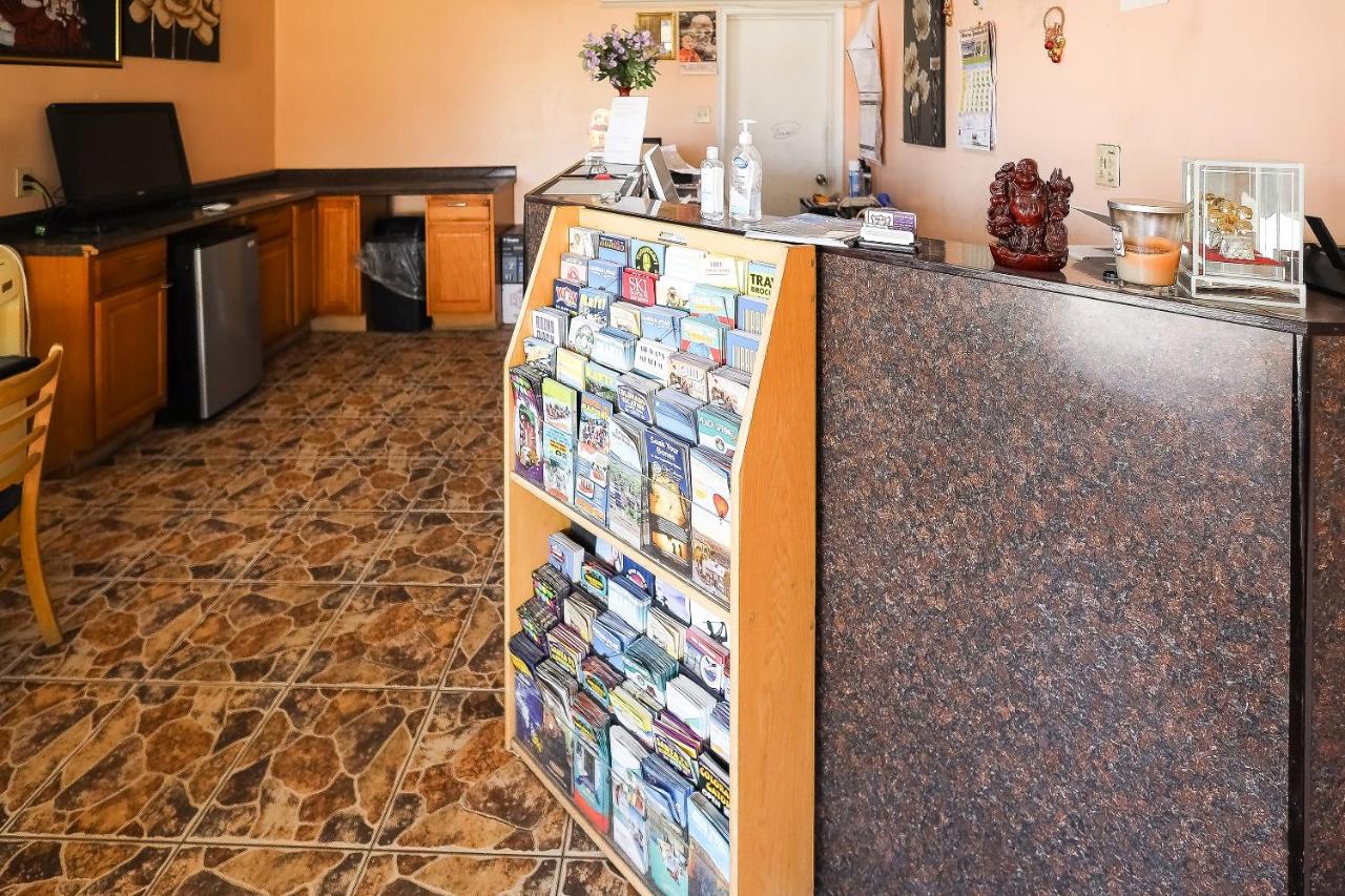La Mesa Motel — photo 5
