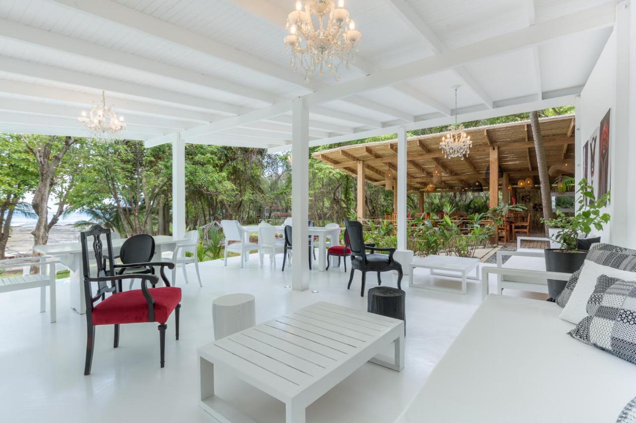 Gigi Brown Beachfront Santa Teresa photo