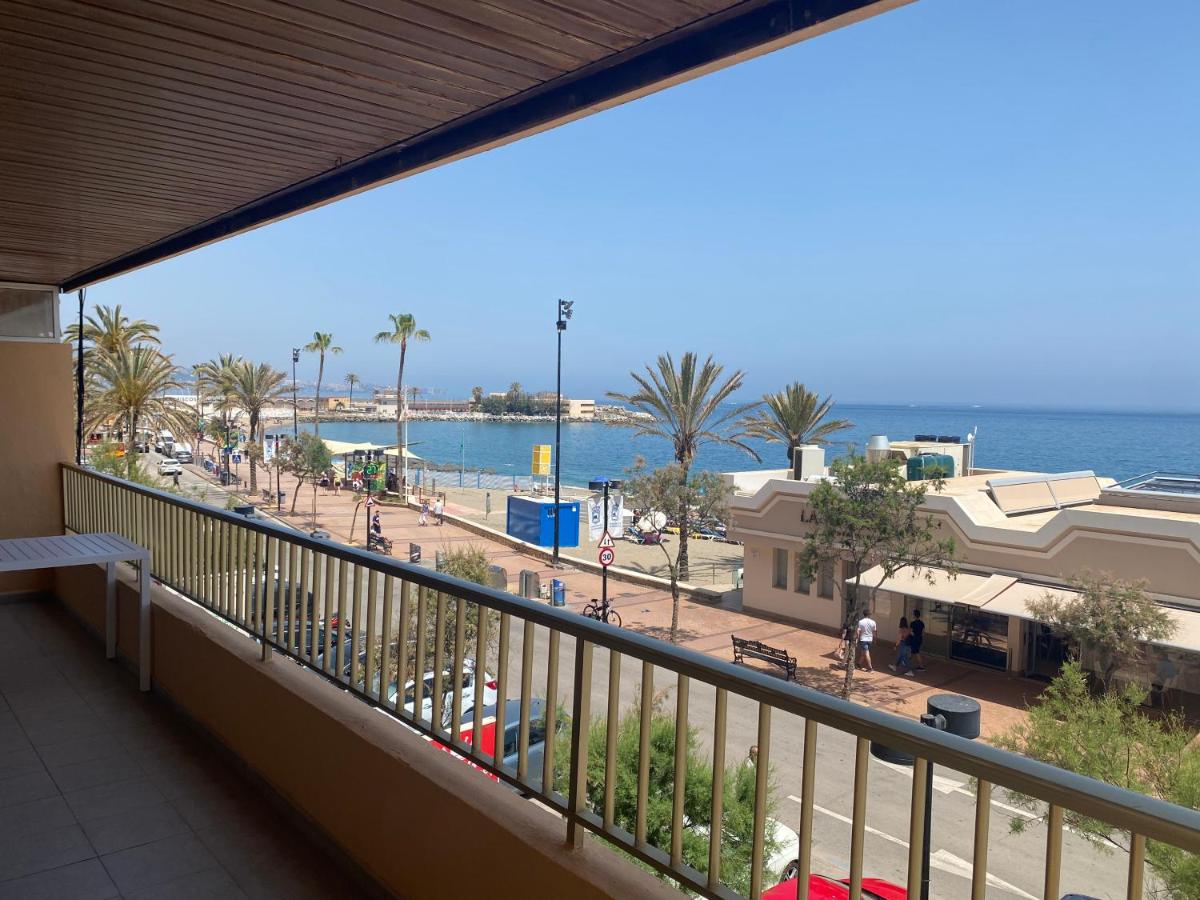 Hotel, plaża: Albamar frontline Beach apartment 3 bedrooms
