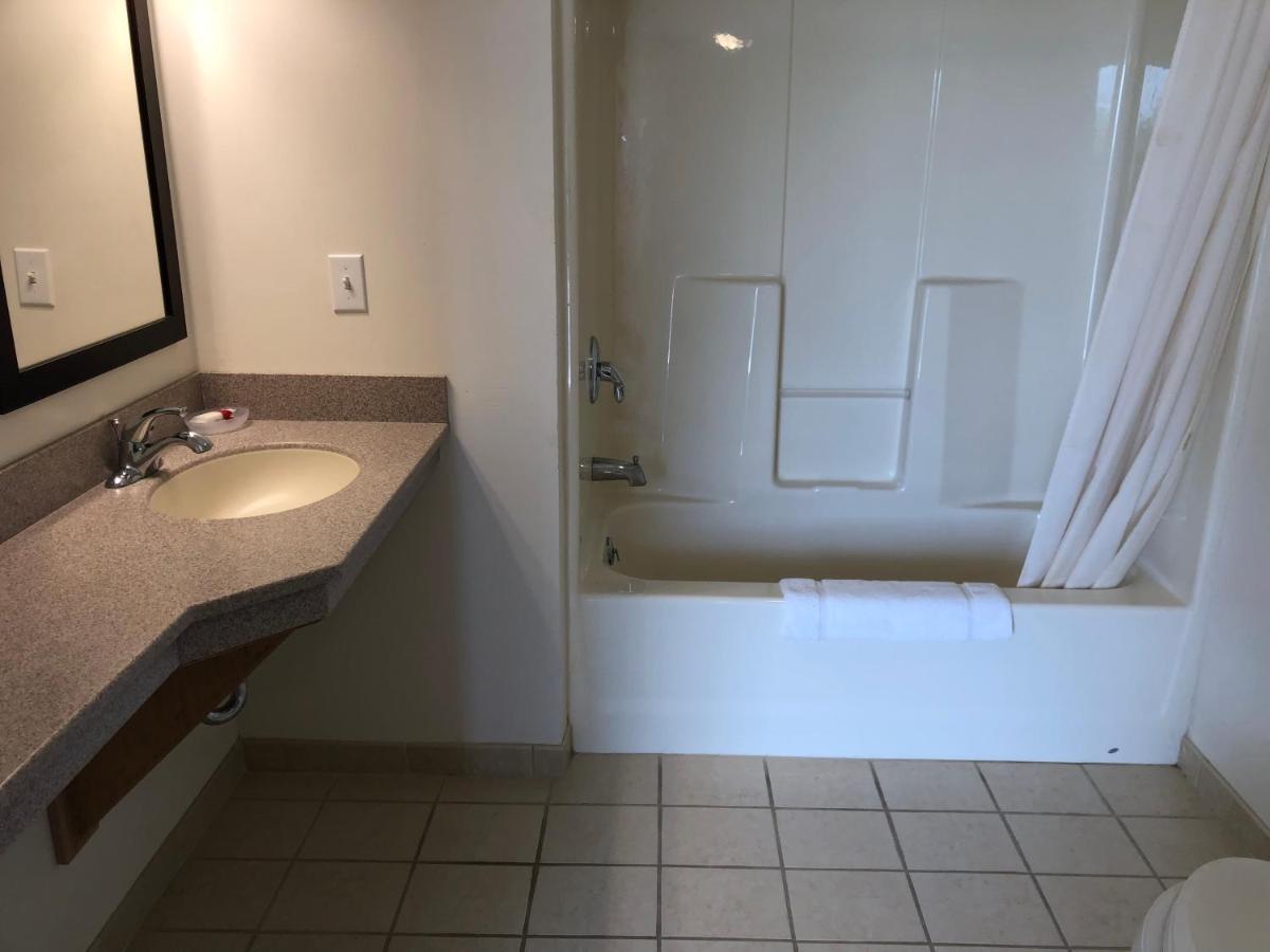 Deep Well Motel — photo 7
