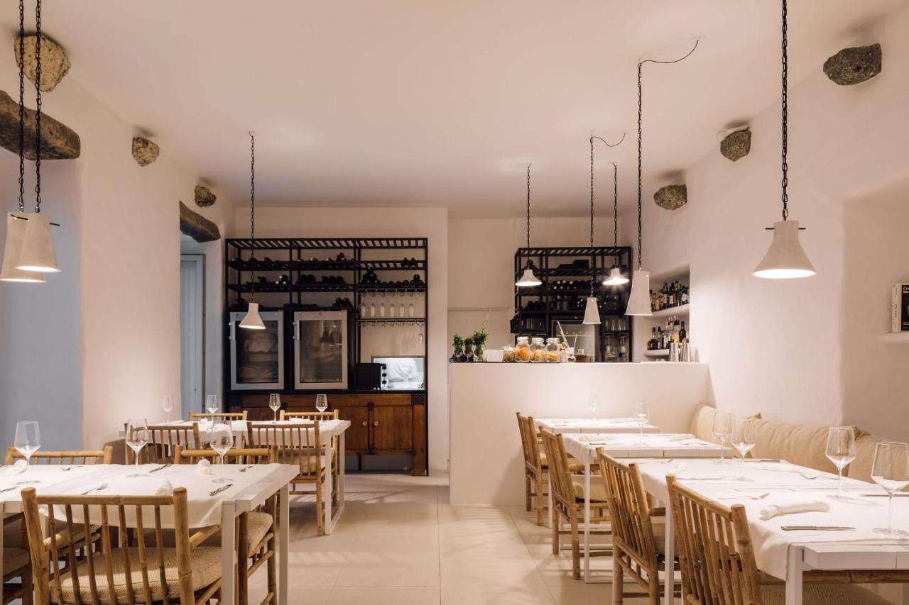 White Exclusive Suites & Villas - 2