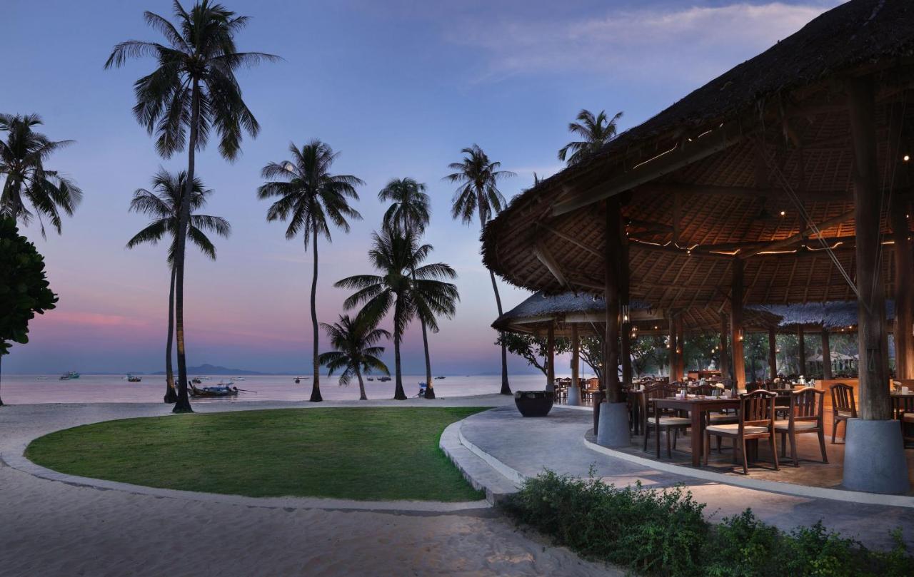 Phi Phi Island Village Beach Resort - Laterooms