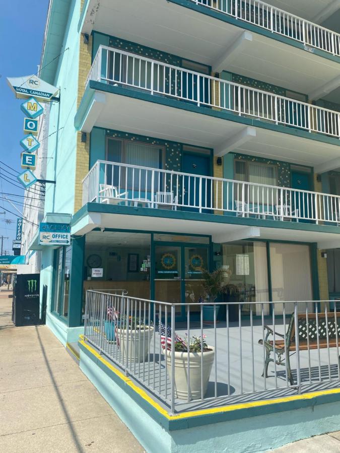 Royal Canadian Motel — photo 14