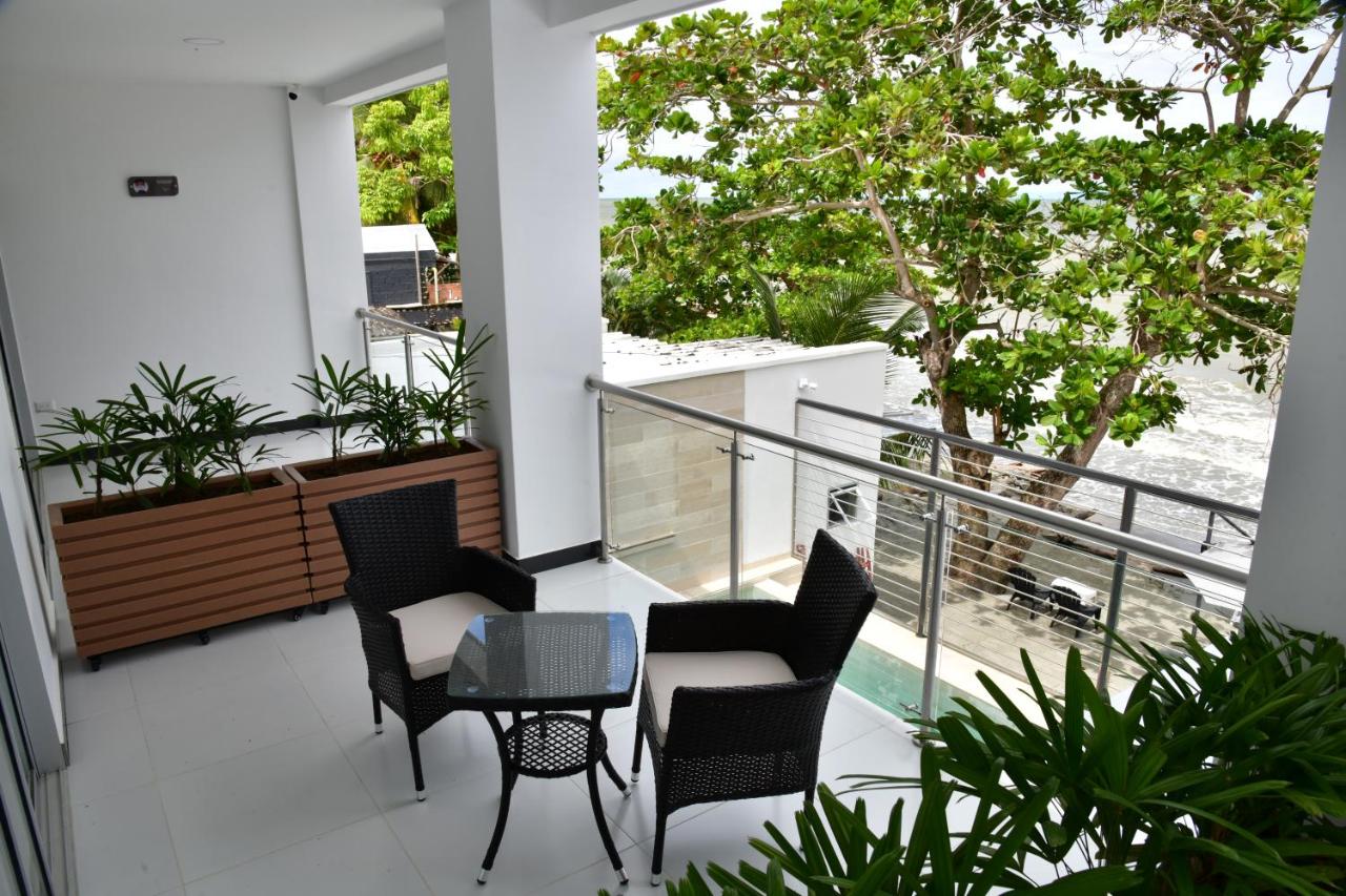 Beach: Alpha Hotel Boutique