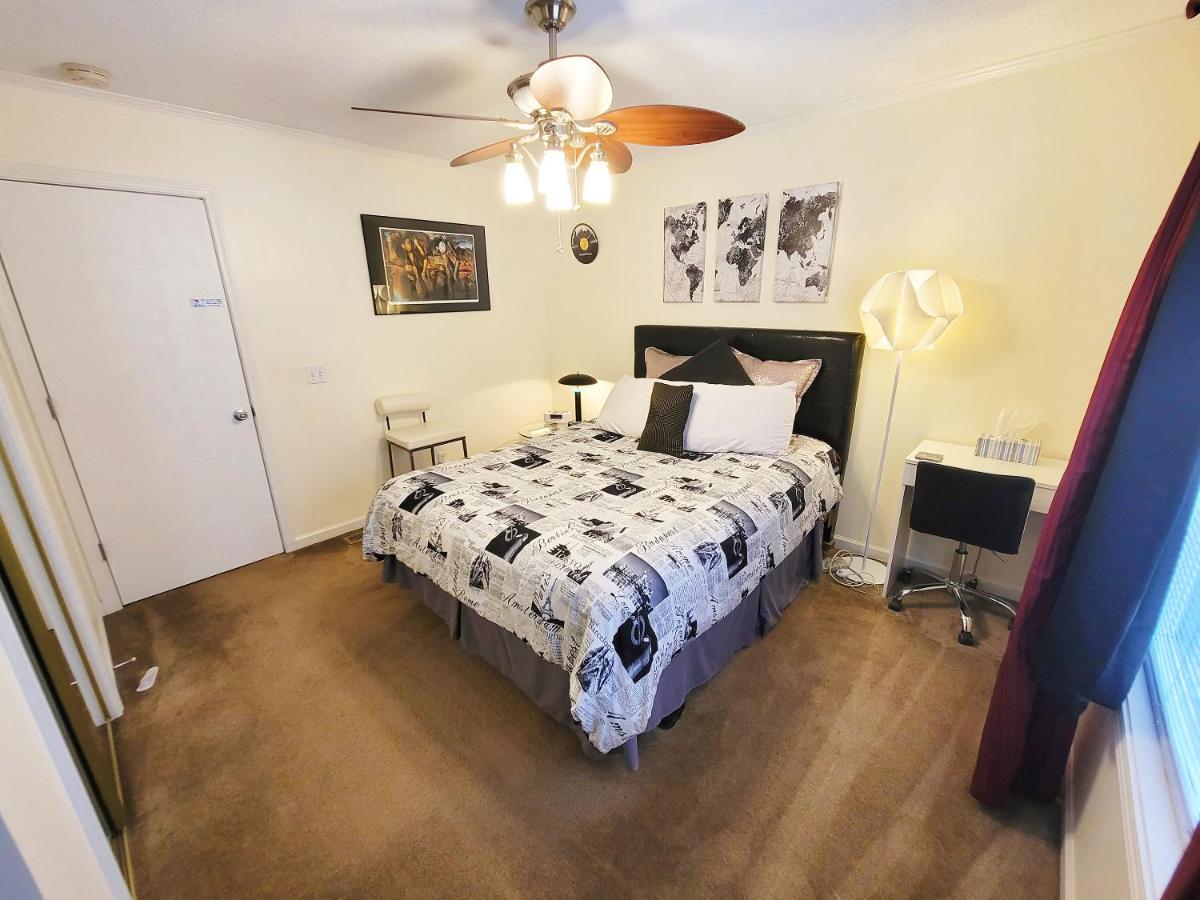 Contemporary Paradise w/ Private Bathroom - 3