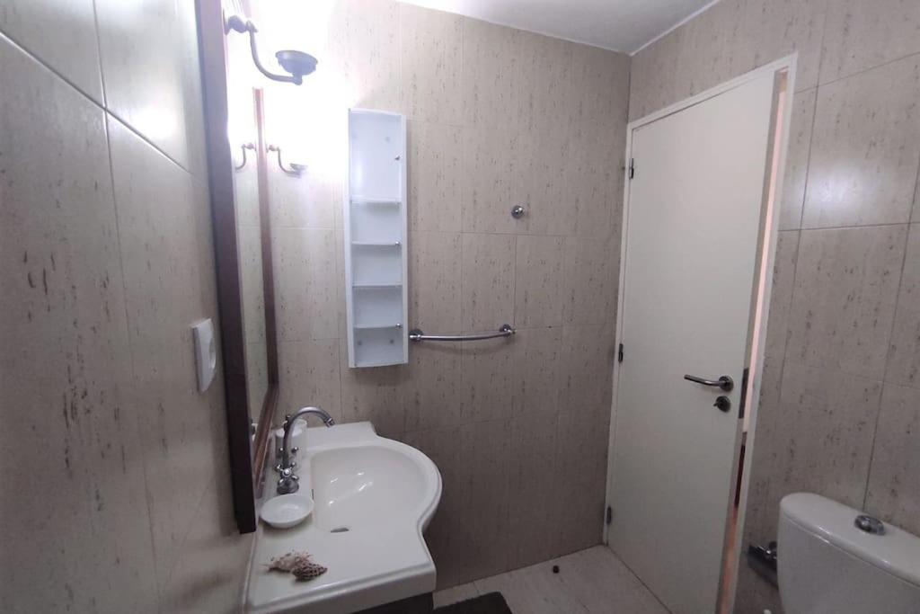 Fortaleza 1BDR Apartment W/Balcony by LovelyStay - 3