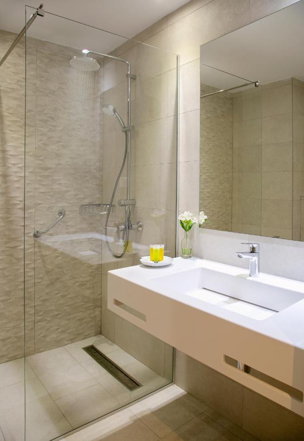 Asterias Beach Hotel photo