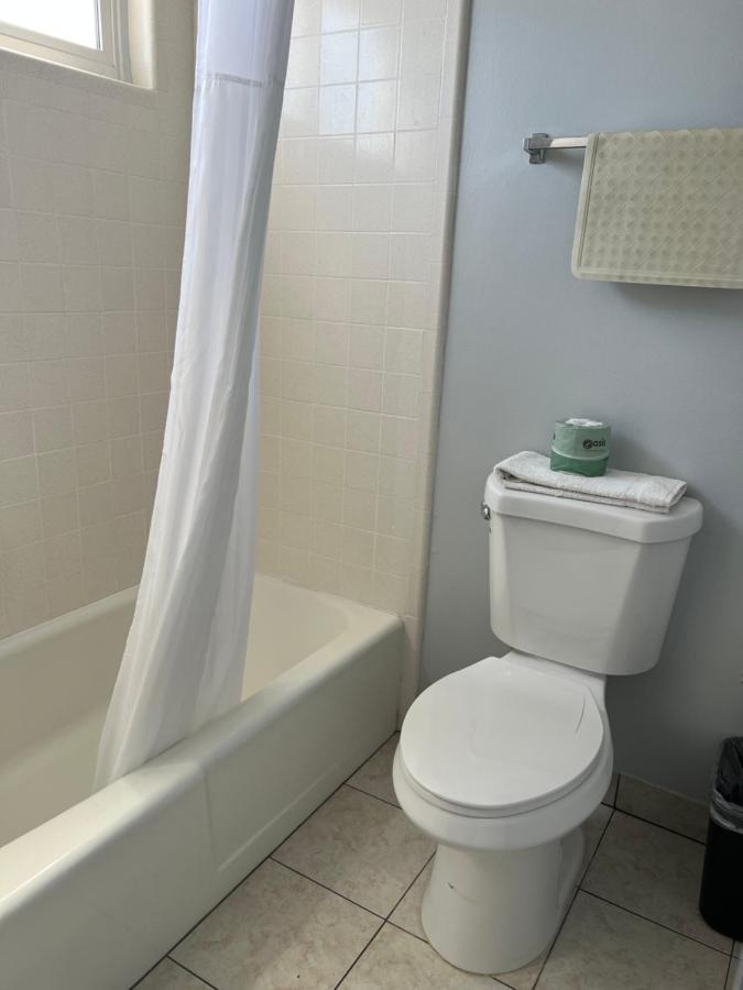 Sunset Inn Motel — photo 11
