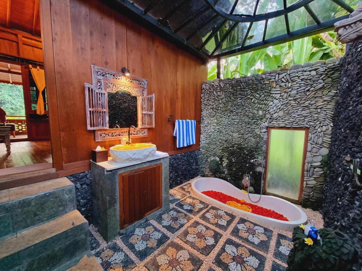 Avalon Ubud Castle & SPA - 3