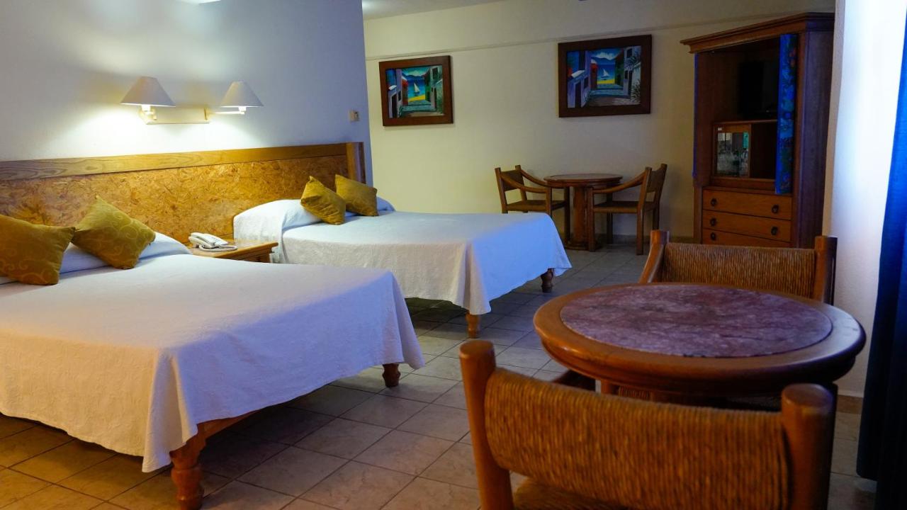Tropicana Hotel Puerto Vallarta photo