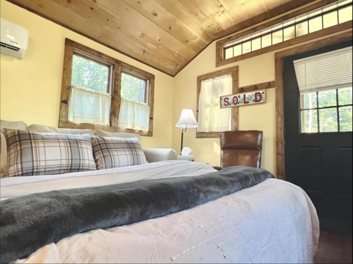 Shenandoah Stars cabin — photo 12