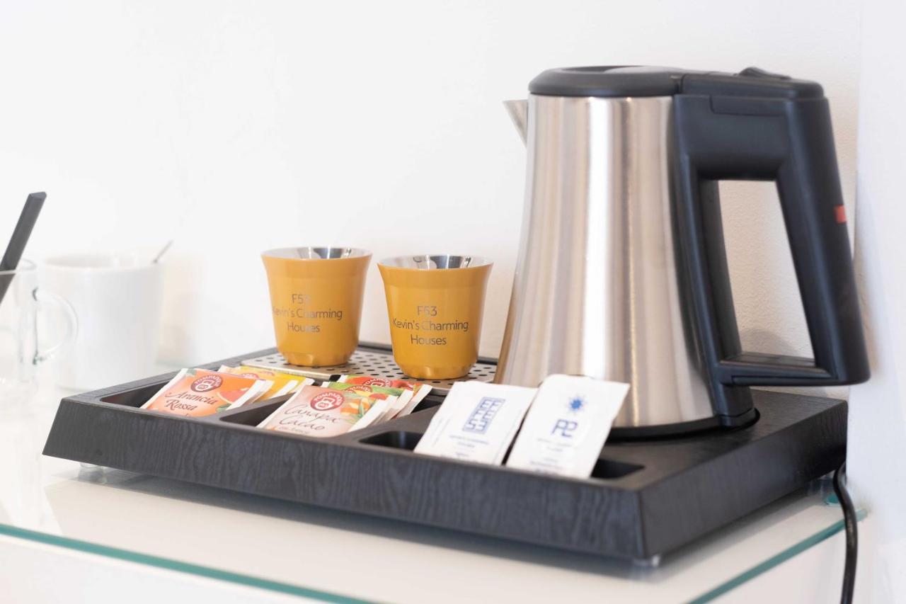 F53 Kevin's Charming Houses - 4