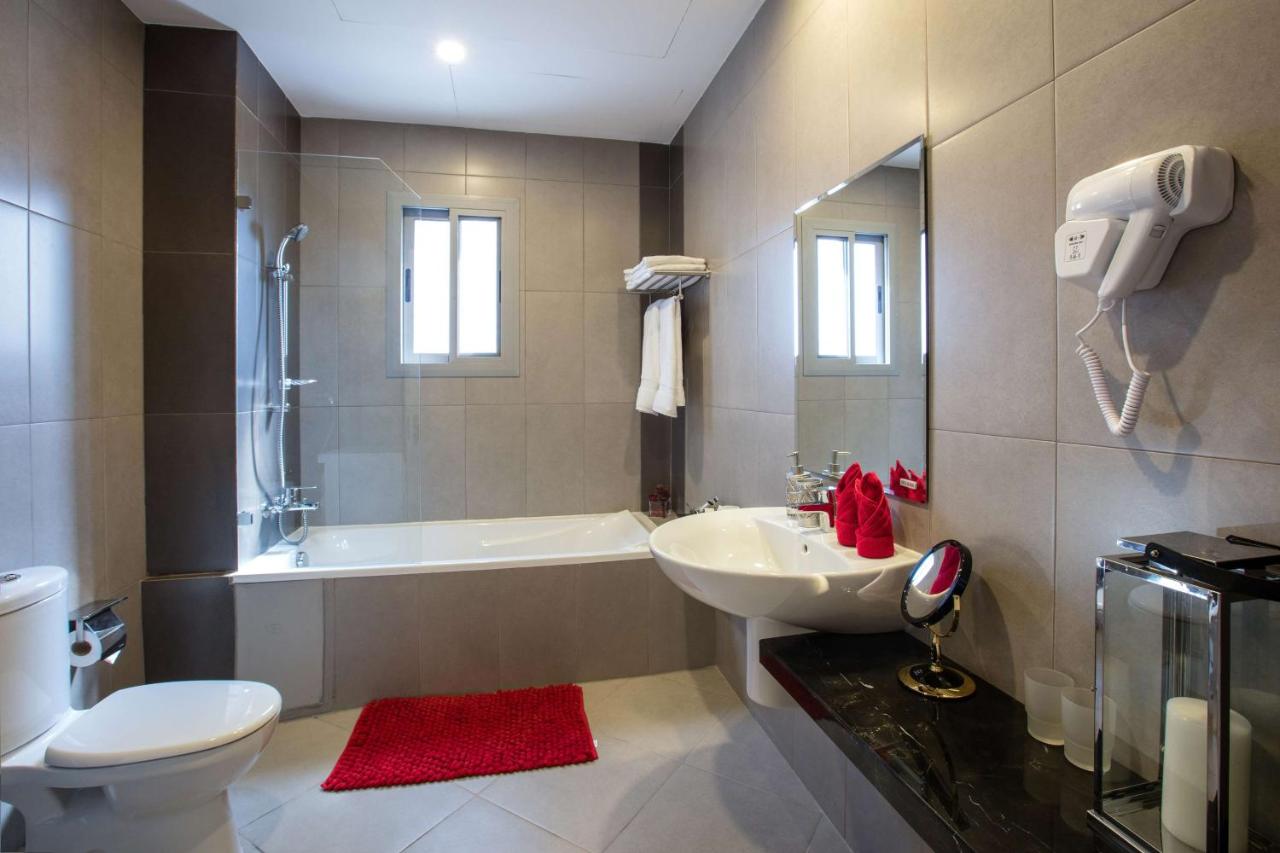Loumage Suites and Spa photo