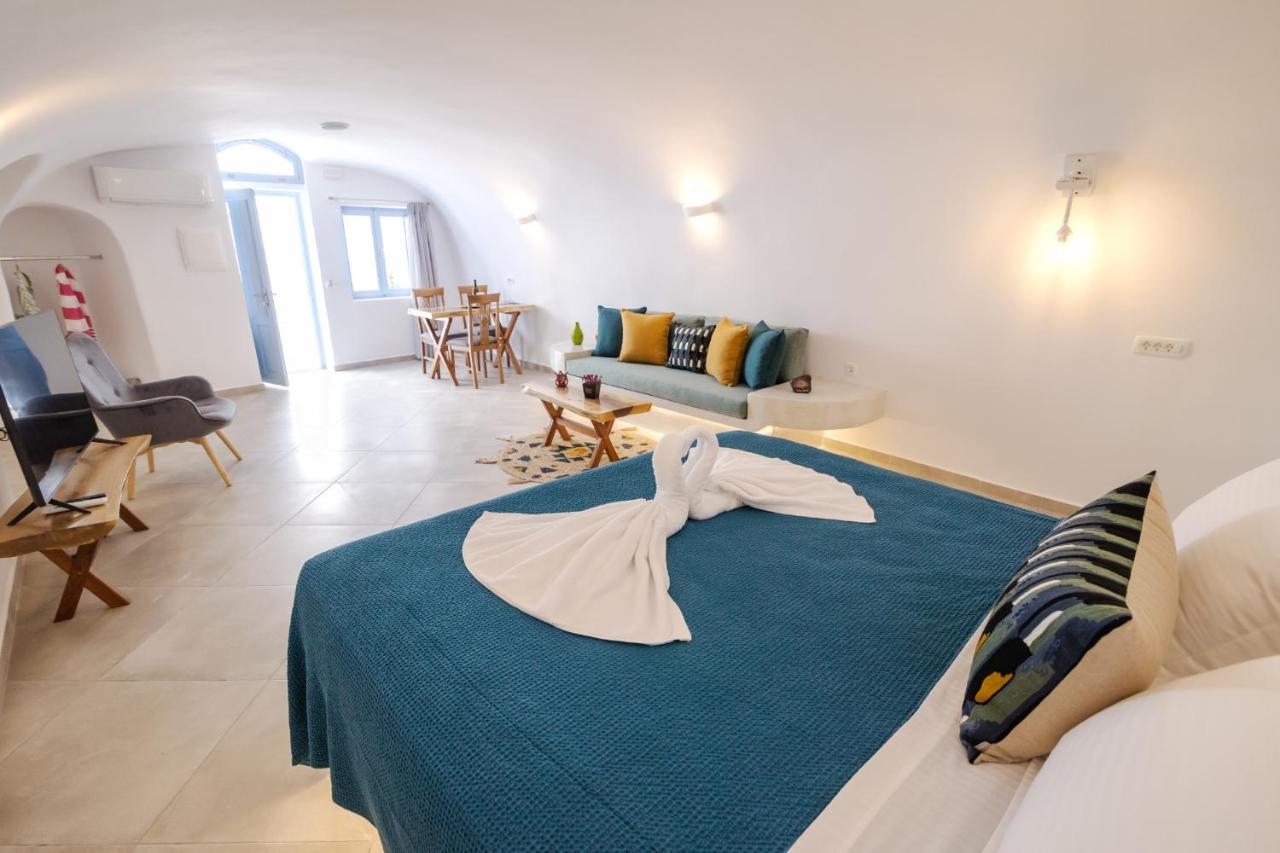 Sunborn Oia Suites - 4