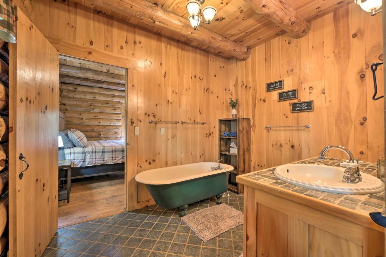 Red Pine Cabin — photo 3