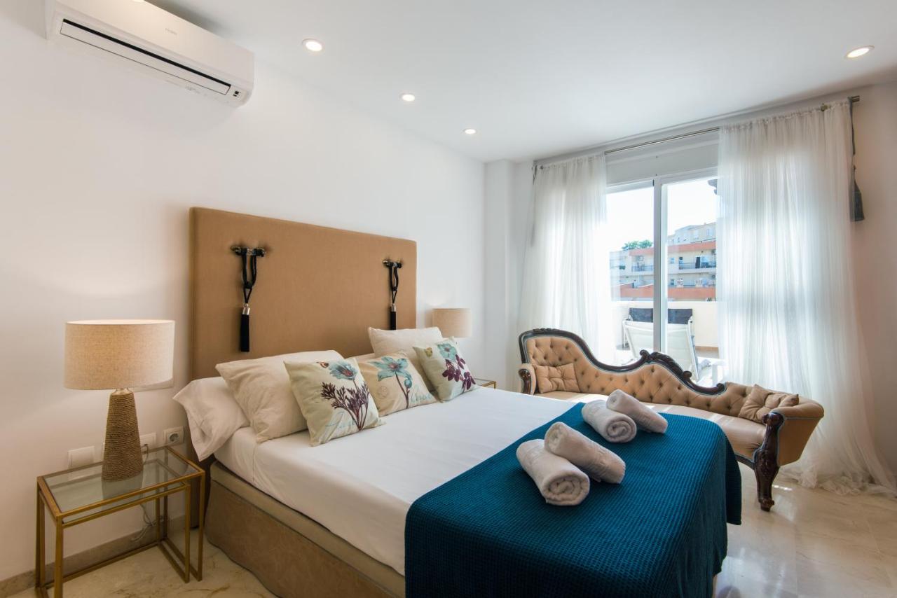 ROYAL TORREQUEBRADA Apartment primera linea de mar ...