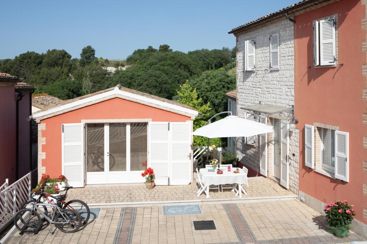FONTE D'OLIO CONERO RELAIS photo