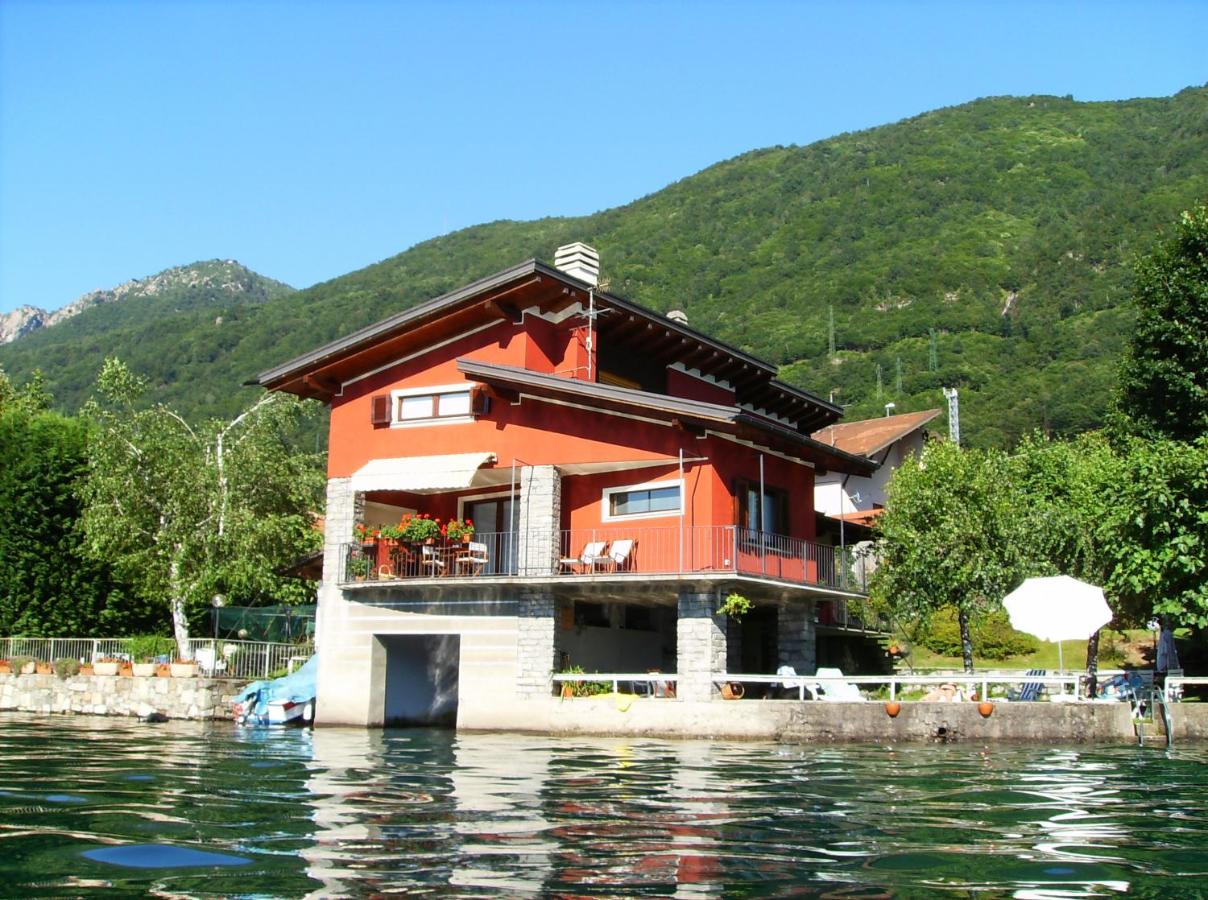 Vacation Home La Casa Sul Lago, Omegna, Italy - Booking.com