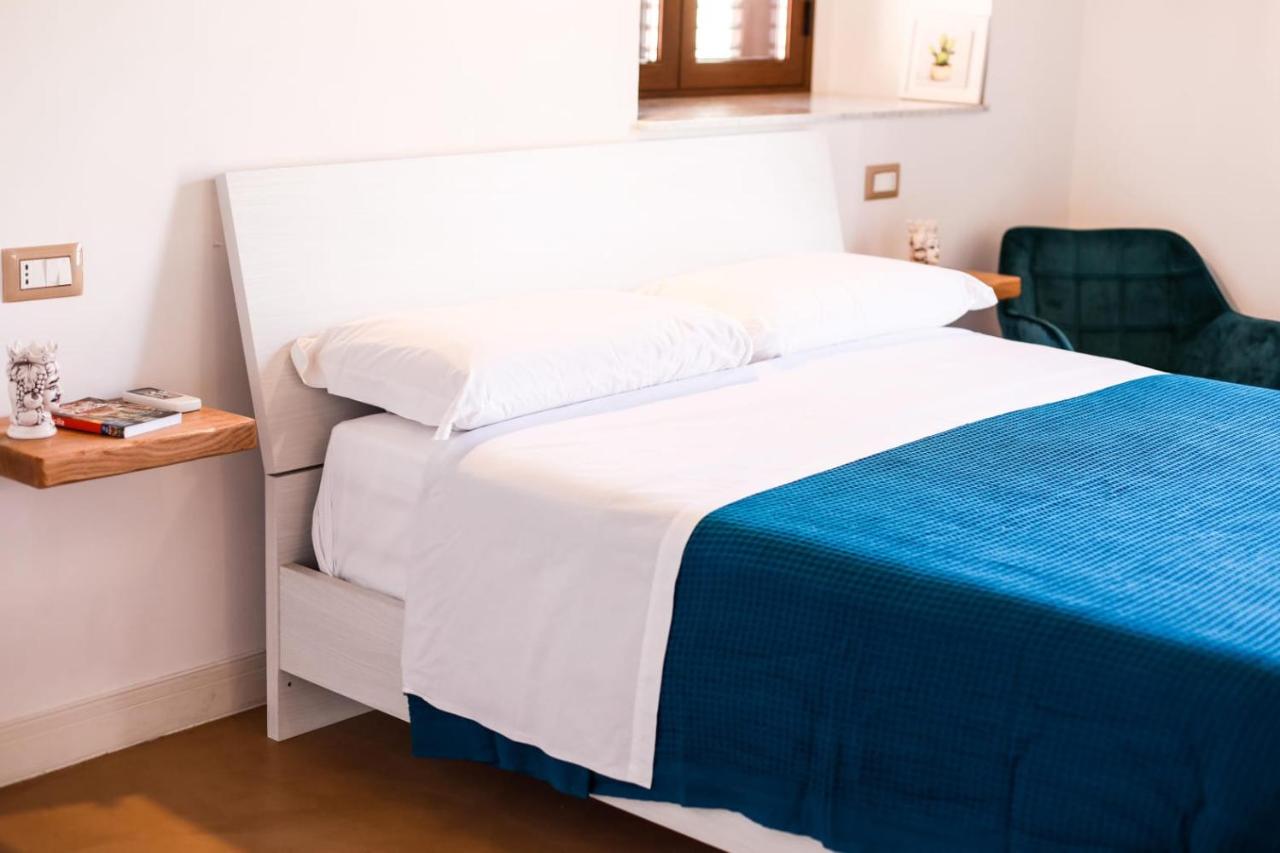 111 apartments & rooms photo