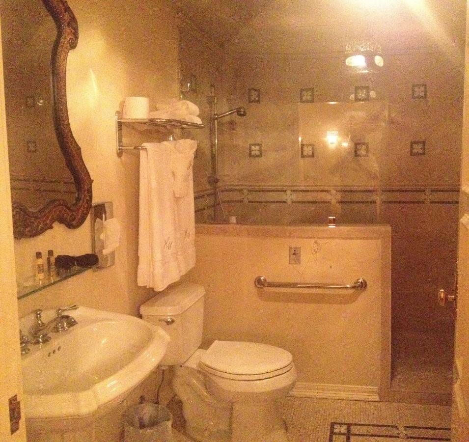 The Hotel Magnolia — photo 8