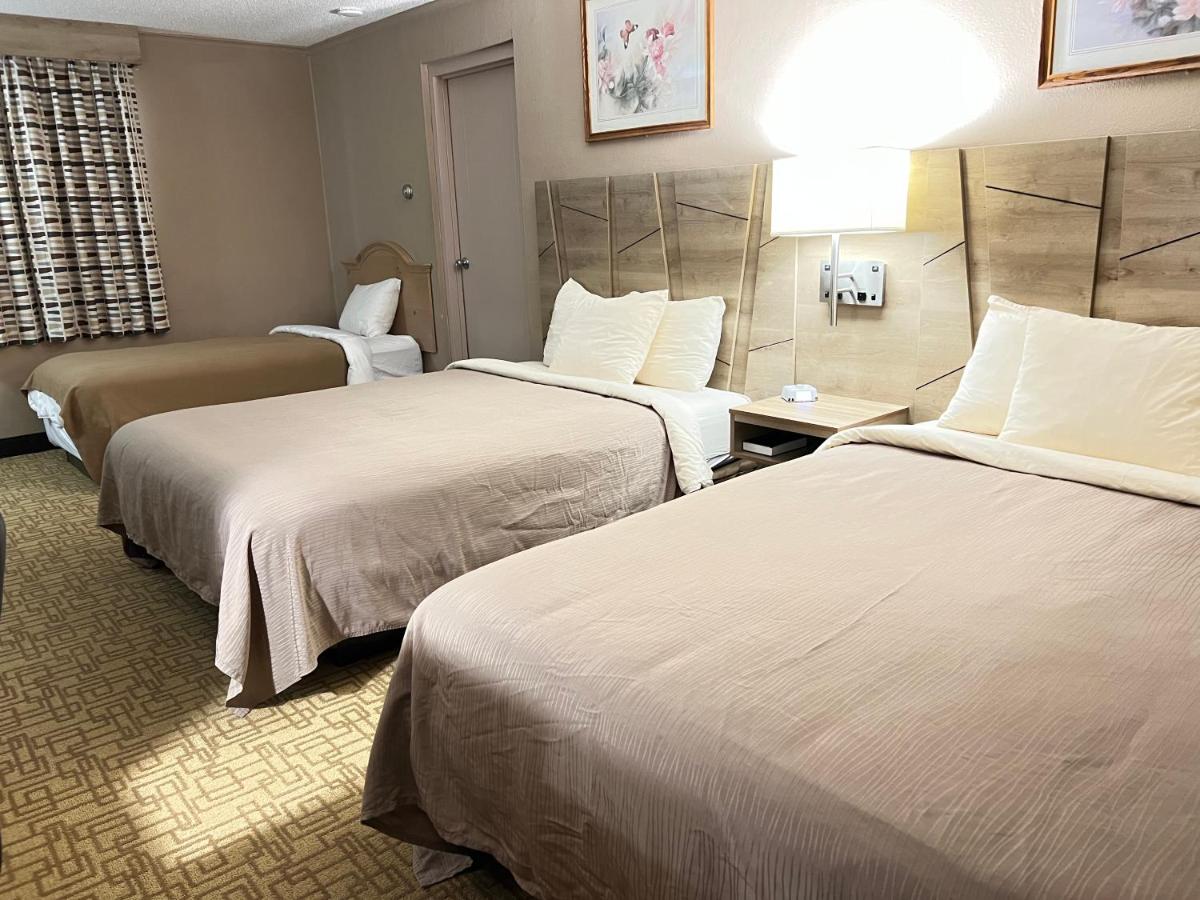 Viking Arms Inn - Ludington — photo 20