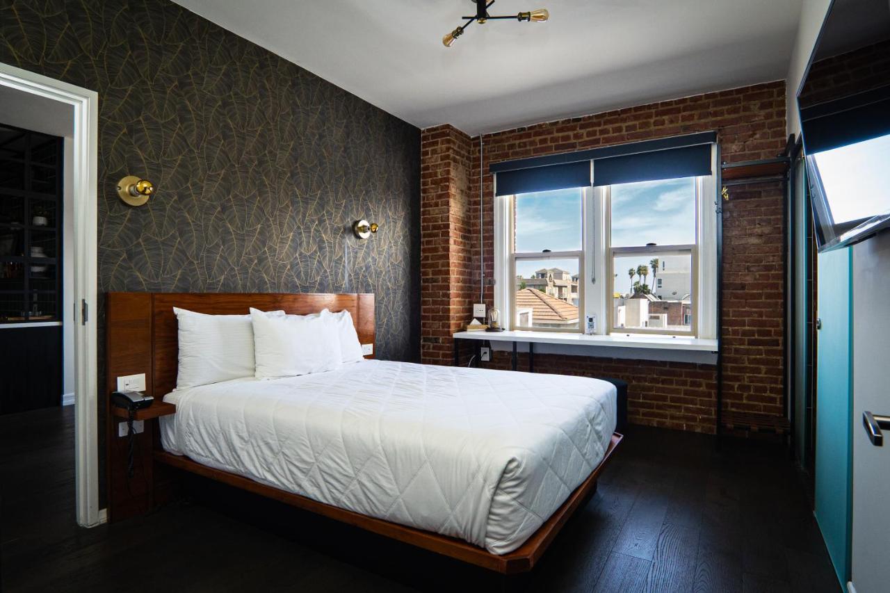 H by H Hospitality - 2