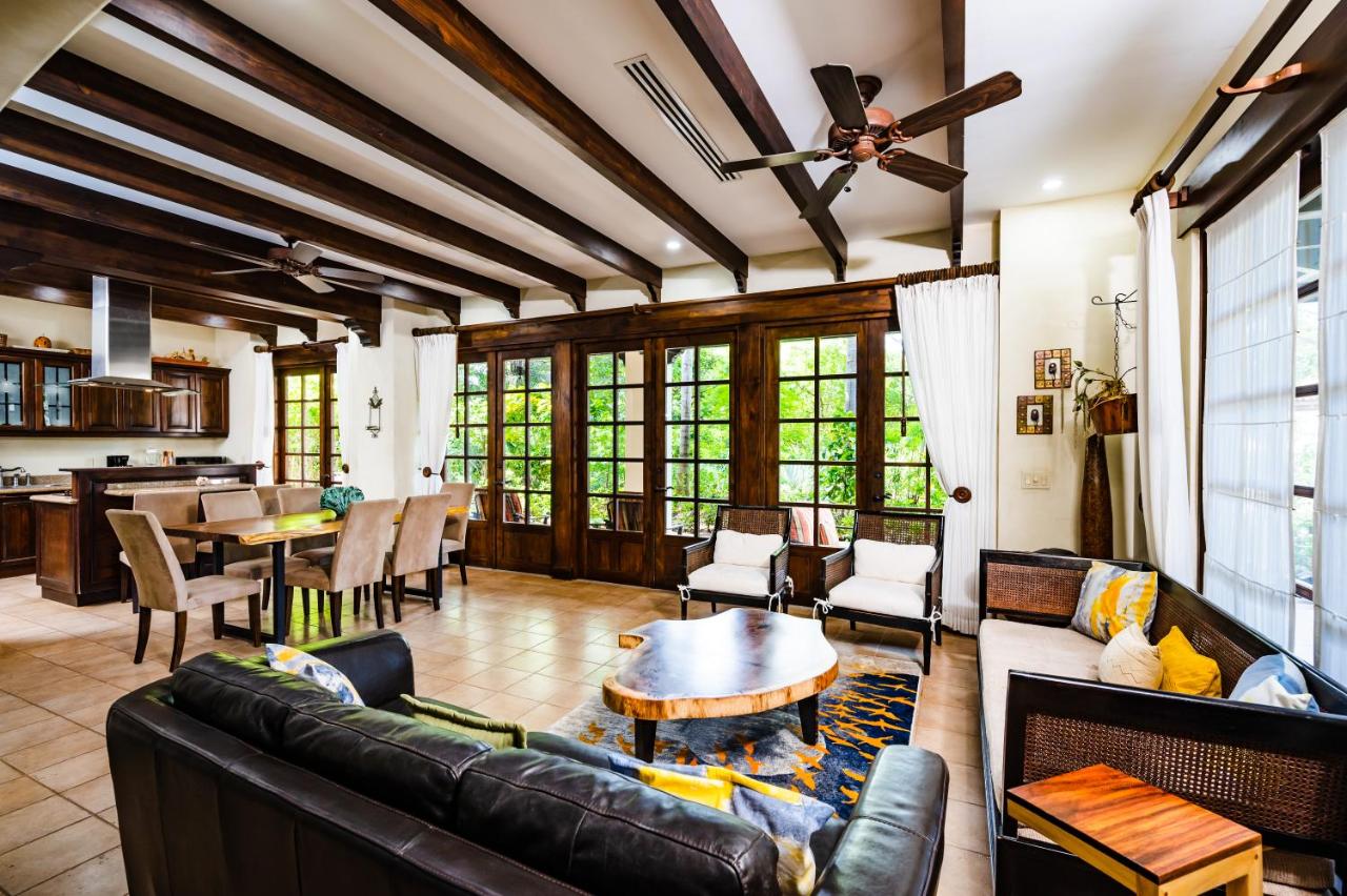Luxury Vacation Rentals At Hacienda Pinilla photo