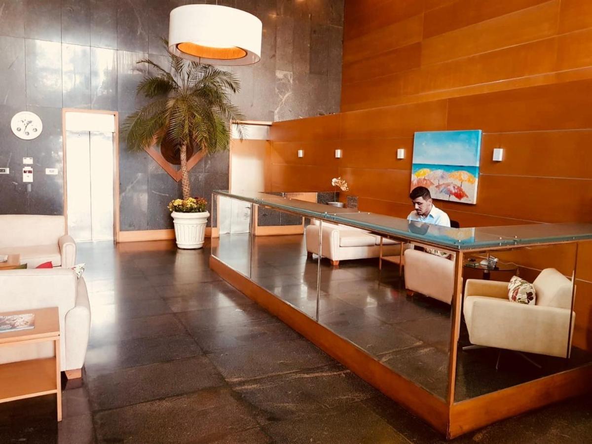 Leblon Flat Service 2 Bedrooms Sea View - 3