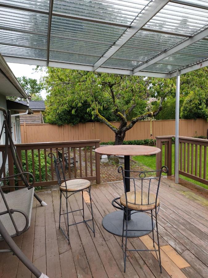 Semi Centre House photo