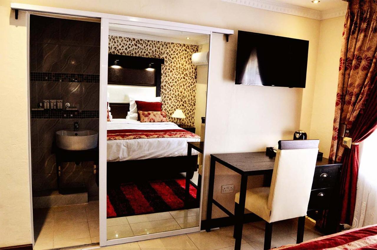 Golden Door Villa photo