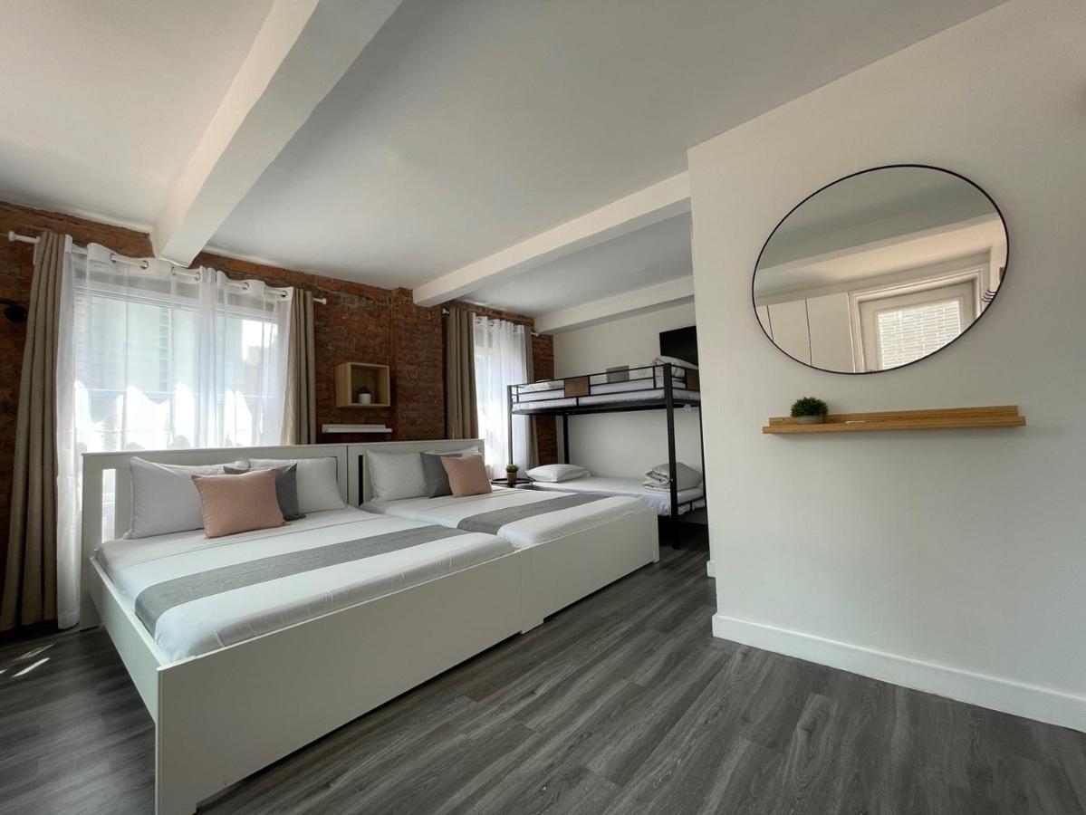 Hotel and the City, Rooftop City View - 2