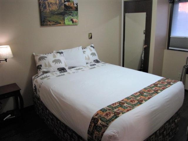 Bear Country Inn — photo 18
