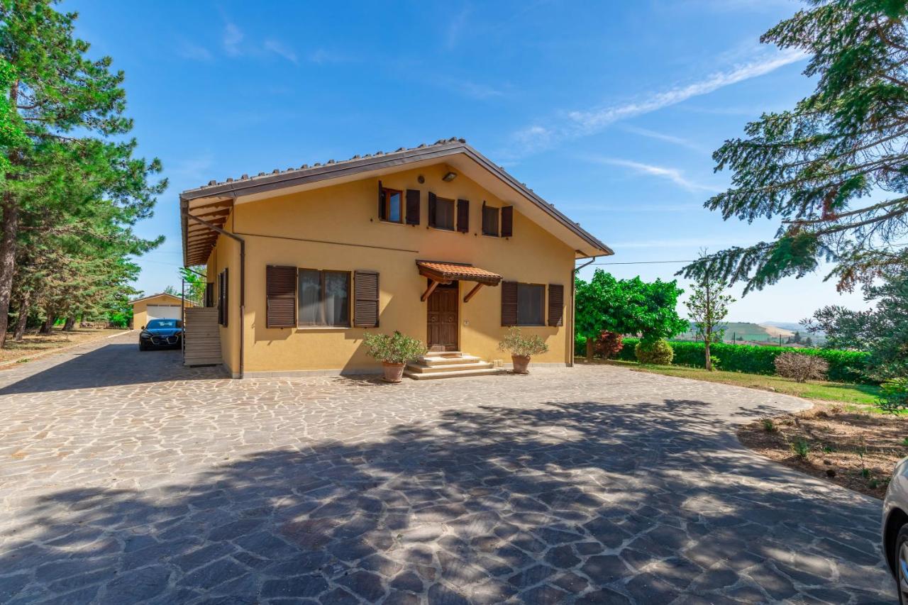 Sunrise Hill Holiday Home photo
