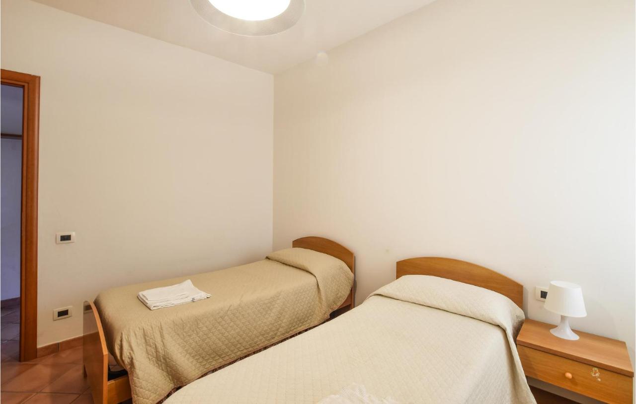 Awesome Apartment In Scalea With Wifi, Indoor Swimming Pool And 2 Bedrooms photo
