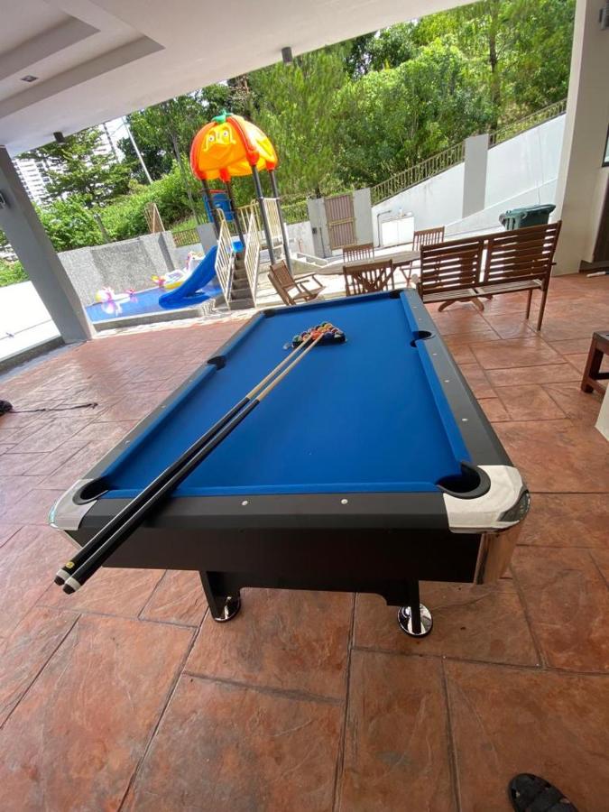 Making Pool Table At Home With Paper Cups And Plates In Mumbai