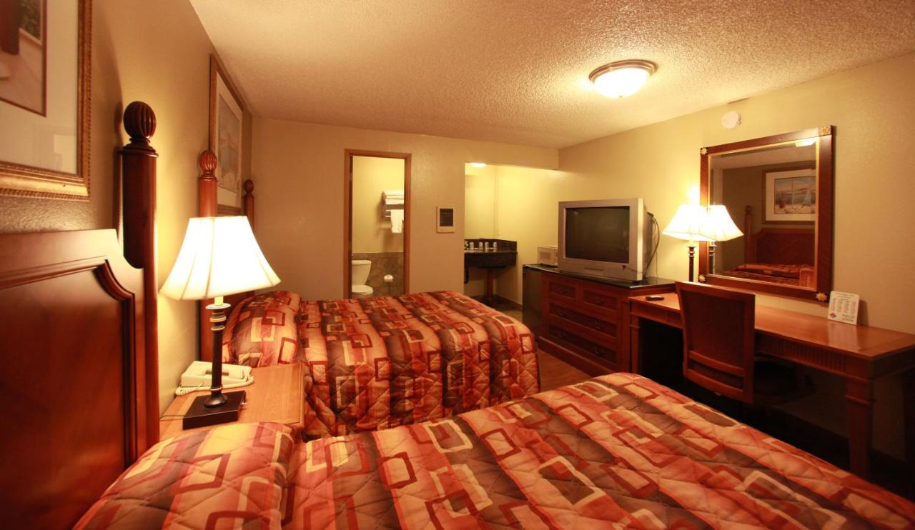 Executive Motel — photo 11