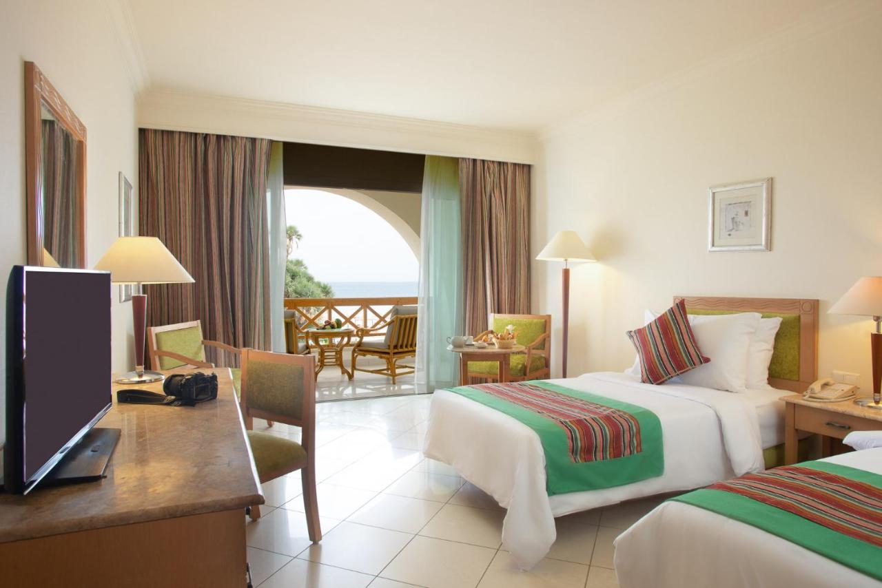 Movenpick Taba Resort & Spa photo