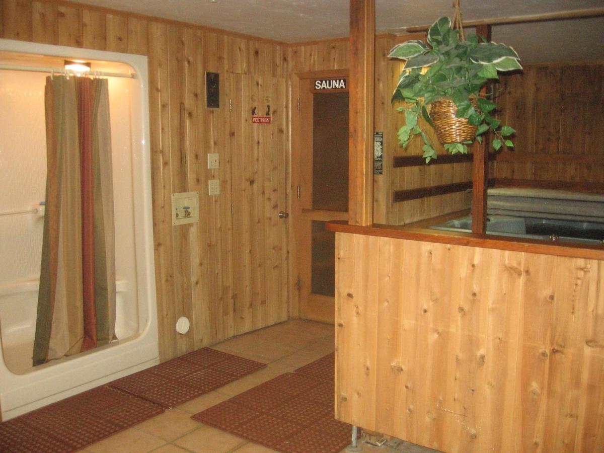 New Summit Inn — photo 8