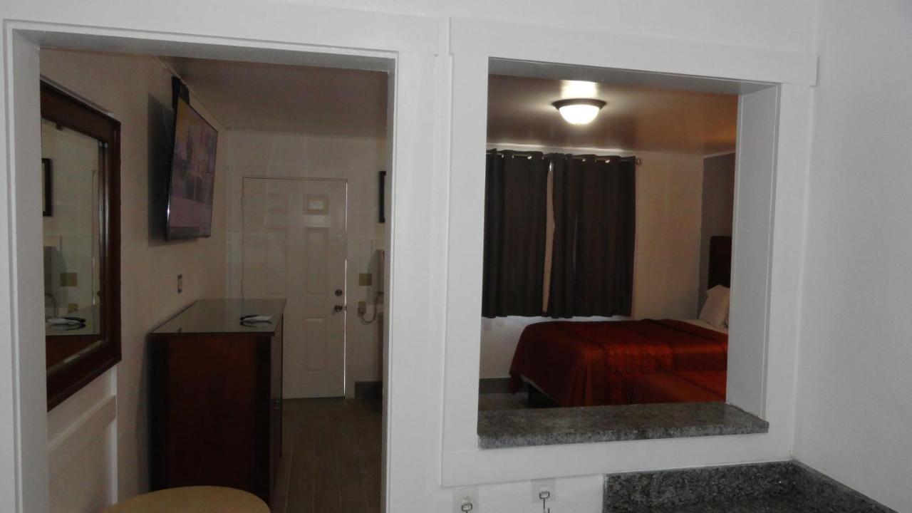 ECONOMY INN MOTEL — photo 3