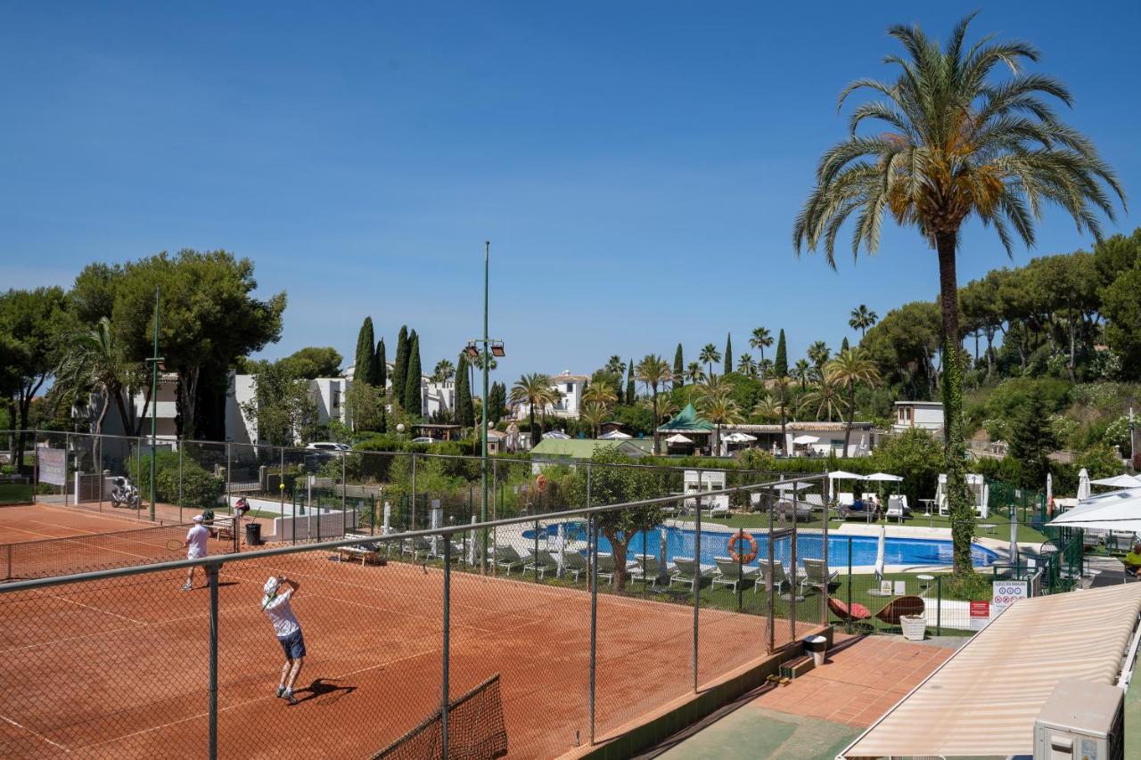 Tennis court: Apartment in Miraflores