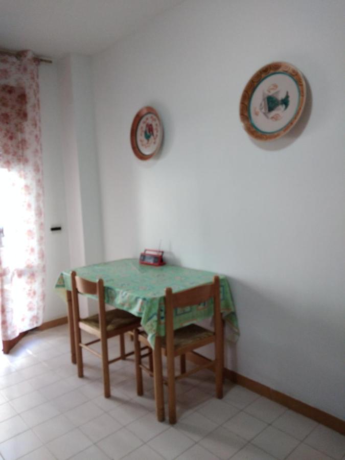 Appartamenti economico a 500 metri dal mare photo