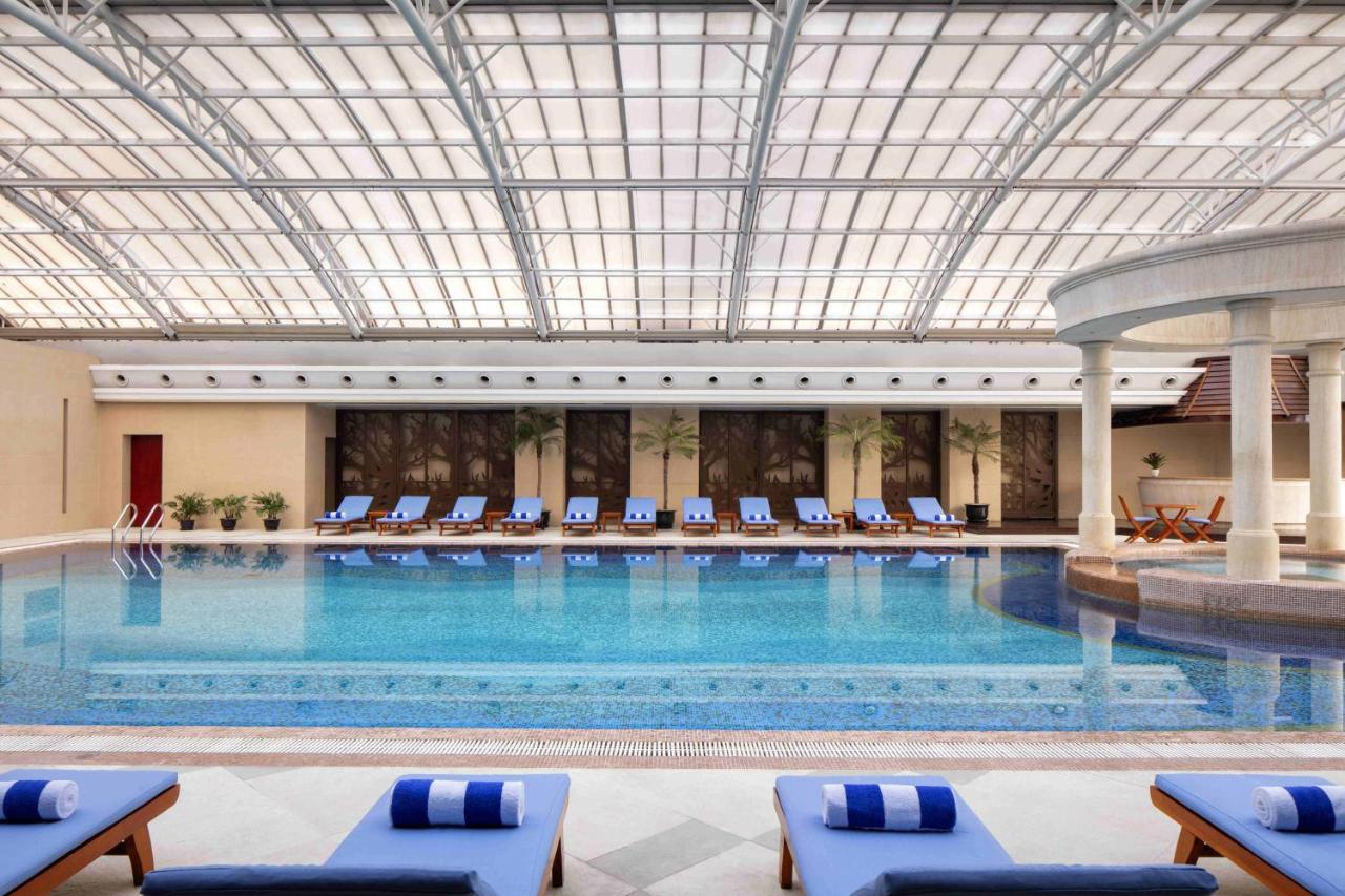 Radisson Blu Hotel Shanghai New World photo