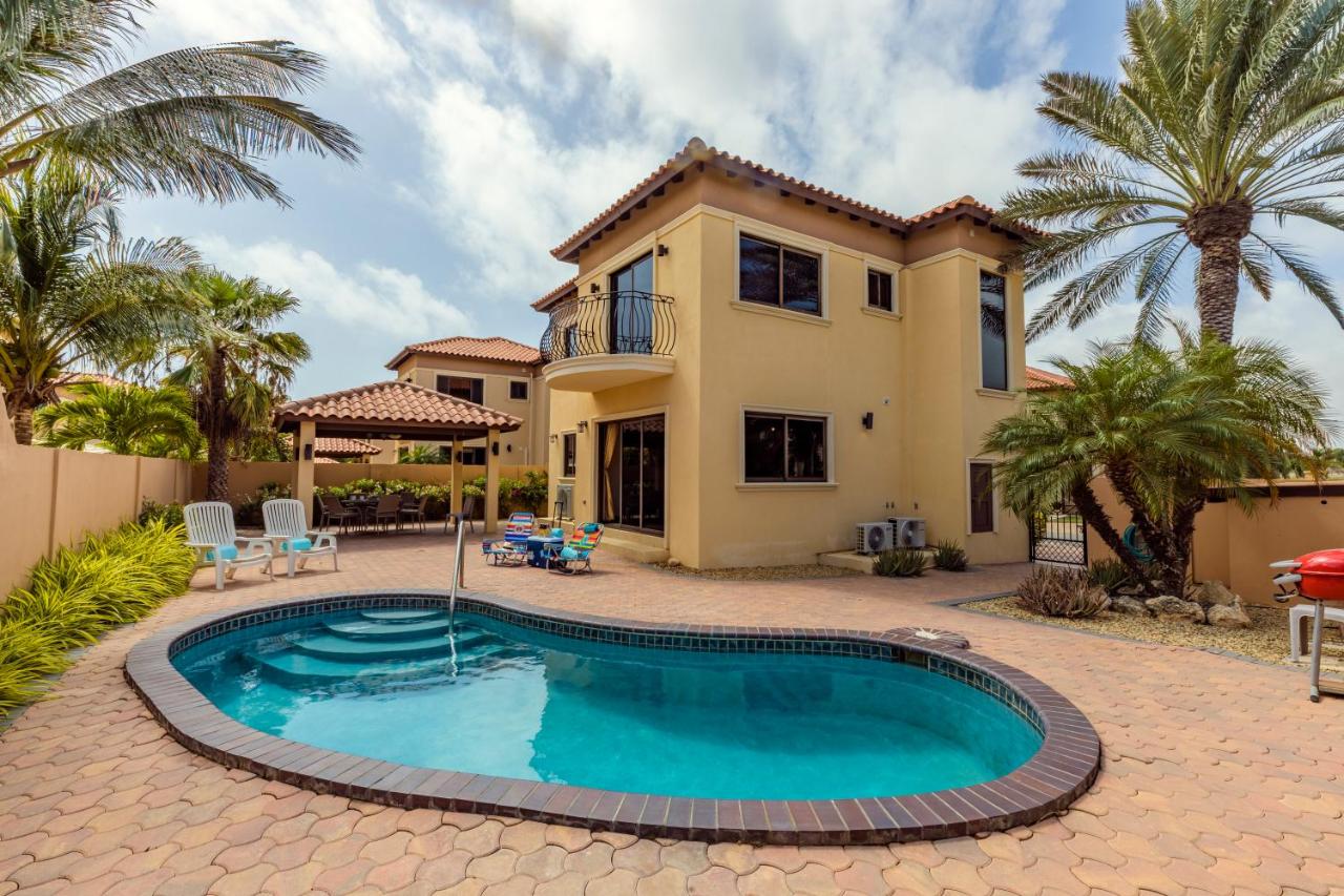 Diamante 157-Gold Coast-Private Villa-Sleeps 8 static_photo