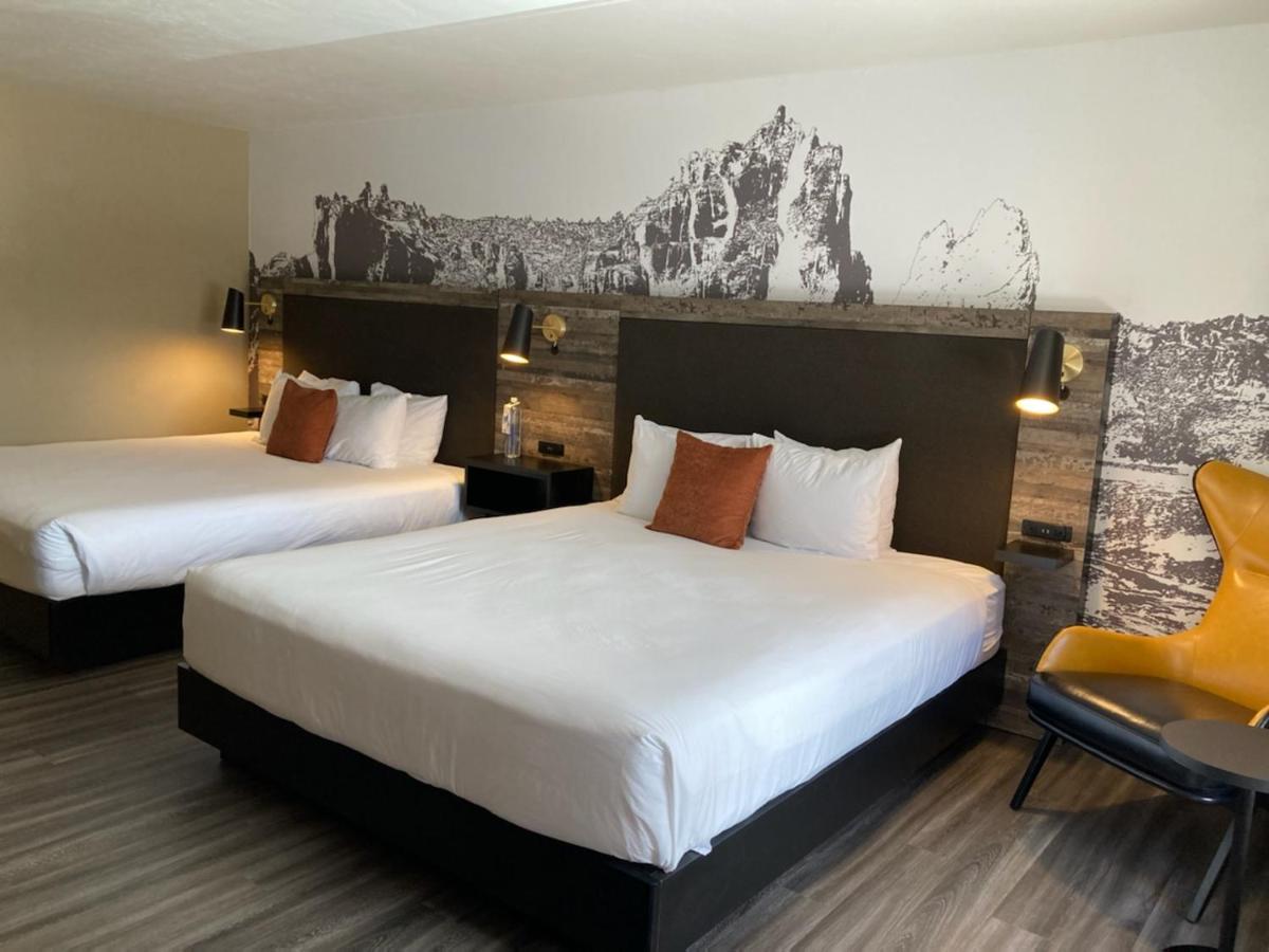Waypoint Hotel — photo 18