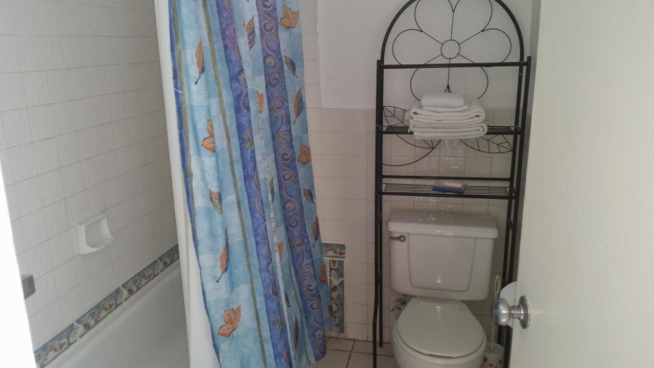 SeaCastles Beach Apartments - 4